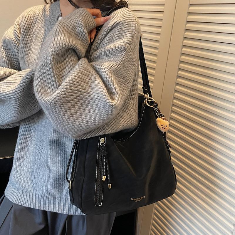 IELGY Ladies Tote Bag Casual Retro Large Capacity Commuter All-Match Shoulder Bag