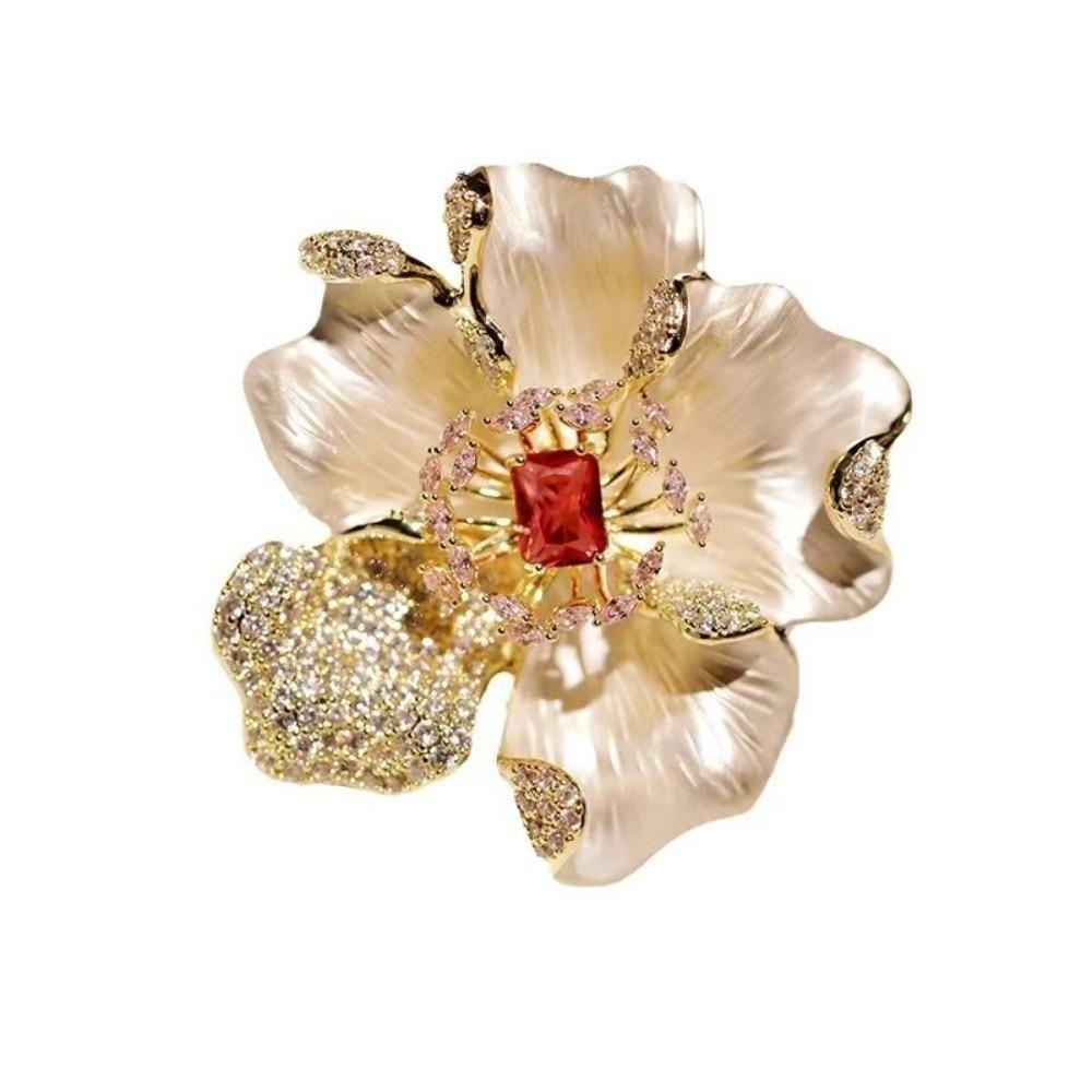 Lapel Pin French Vintage Metal Pins Elegant Suit Jacket Brooch Flower Brooch Pins Banquet