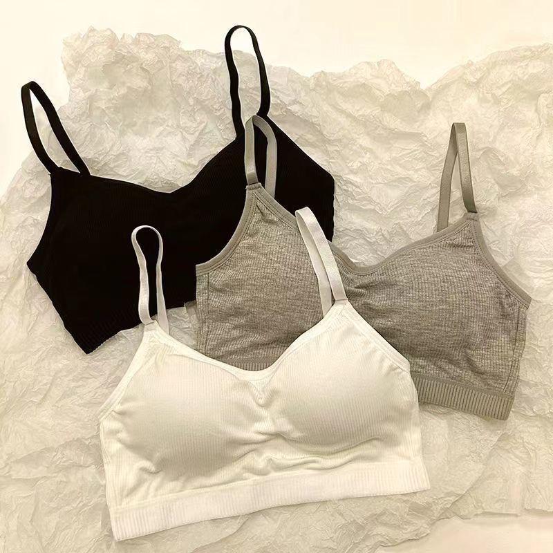 Красивая беспроводная спортивная майка-бандо с интегрированной грудной вставкой для женщин