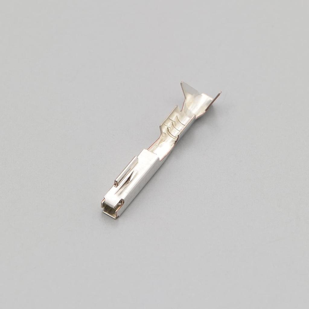 Разъем поворотника мотоцикла Daytona 2-полюсный Suzuki Белый 96195