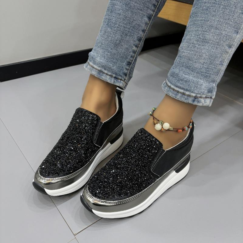 New Women's Single Shoes Versatile Pointed Inner Height Increase Black Glossy Women's Shoes
