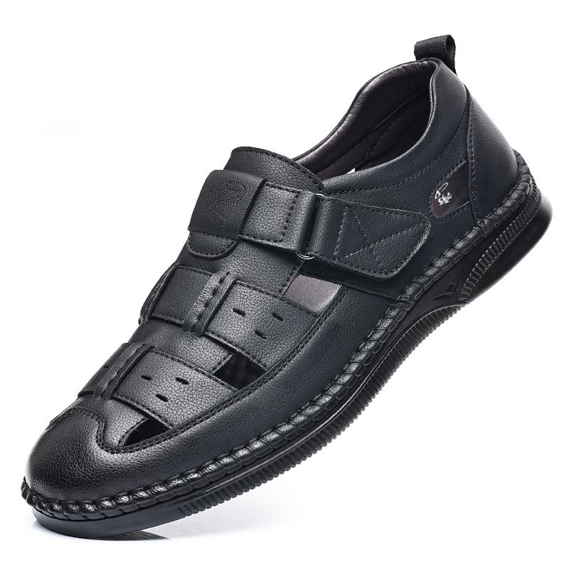 Мужская обувь 2025 новая летняя с круглым носком повседневная обувь с отверстиями мужские полые сандалии для среднего возраста 2025