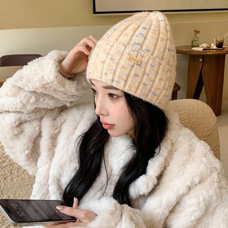 Корейская версия новой осенне-зимней шапки для женщин, модная цветная вязаная шерстяная шапка для зимы, ветрозащитная и теплая студенческая шапка-пуловер, тренд