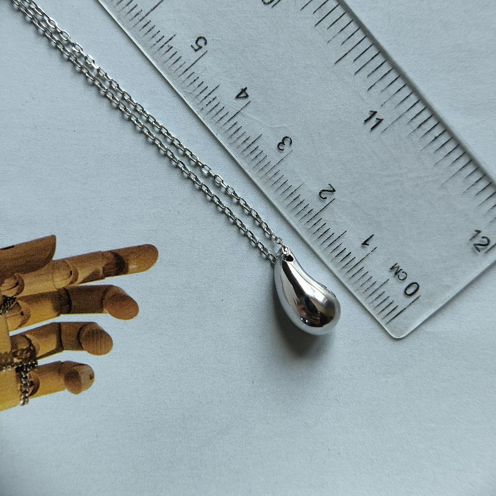 Серебряное колье с без камней, вес изделия 3,04 гр (2184805)