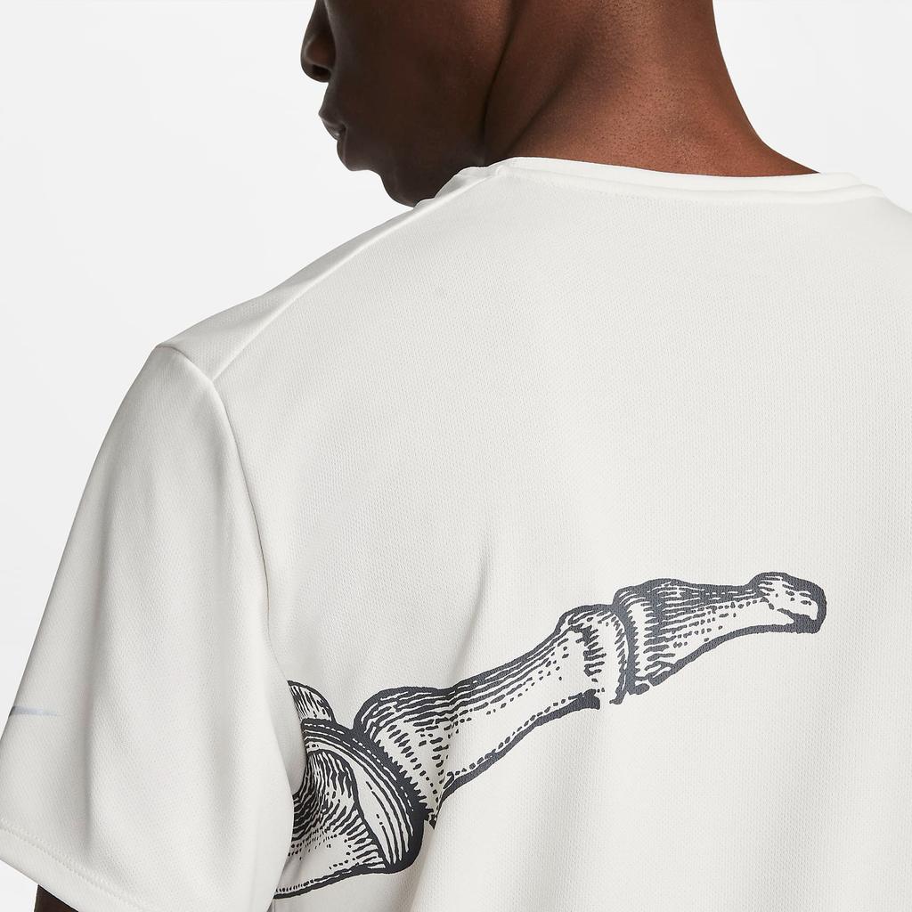 Nike Футболка Dri-FIT UV Run Division Miler с принтом, ребристым круглым вырезом и коротким рукавом, мужские топы Phantom DV9263-030