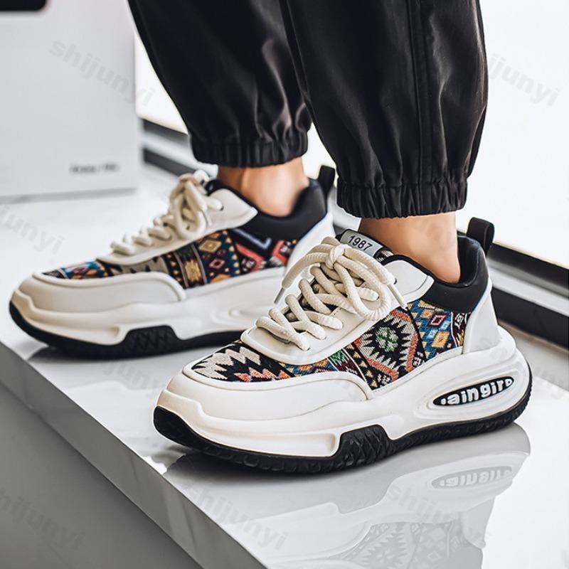 Мода 2025 Новая мужская повседневная обувь Весенняя сетчатая дышащая удобная универсальная обувь на толстой подошве Модный тренд Нескользящие массивные кроссовки