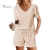 Женский летний комплект из 2 предметов: футболка с коротким рукавом и V-образным вырезом, эластичные шорты на талии, однотонный свободный покрой, повседневный наряд