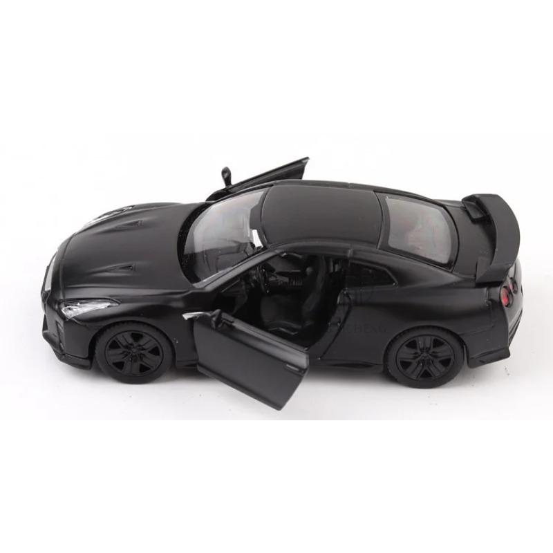 1/36 Nissan GTR Металлическая модель автомобиля Игрушки для мальчиков Литая модель автомобиля с инерционным механизмом Коллекционная машина для детей Подарки Игрушки для взрослых