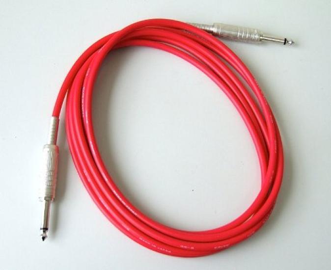 CANARE PROFESSIONAL CABLE 3m Red G03