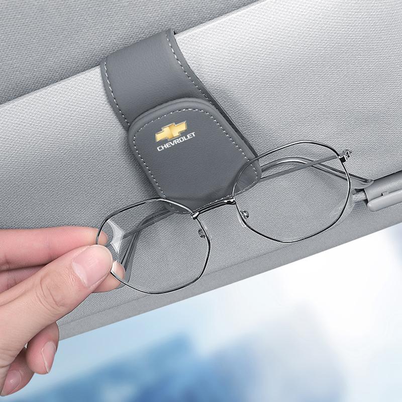 AABHN1 Car Interior Sun Visor Eyeglasses Holder Sunglasses Clip For Chevrolet Sail Aveo Colorado Cobalt Silverado Beat Equinox Tahoe