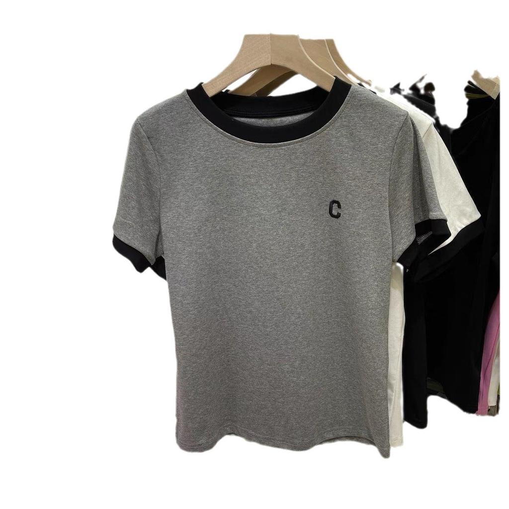 Женская контрастная вышитая буква C футболка женская темпераментная универсальная футболка с короткими рукавами летняя новая облегающая футболка