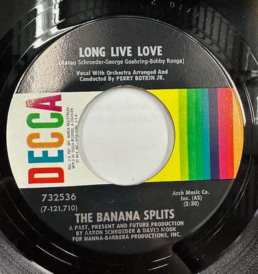7-дюймовая пластинка BANANA SPLITS - Long Live Love / Pretty Painted Car 732536 Decca 1969 США Поп Б/У