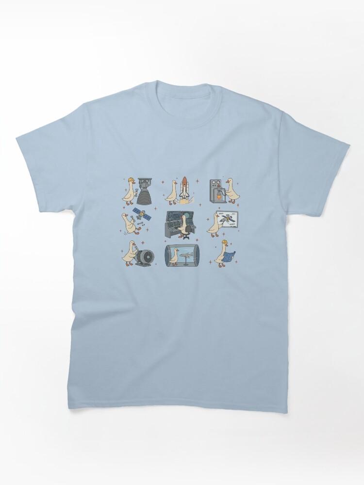 Untitled Goose Game Space Geese Engineers - Rocket Science & Aerospace Tech Crew Classic T-Shirt