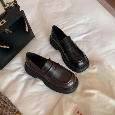 Высокие туфли-лоферы Simple Temperament Leather Толстый каблук Простые британские туфли в стиле ретро с толстой подошвой Lazy Small Leather Shoes Women