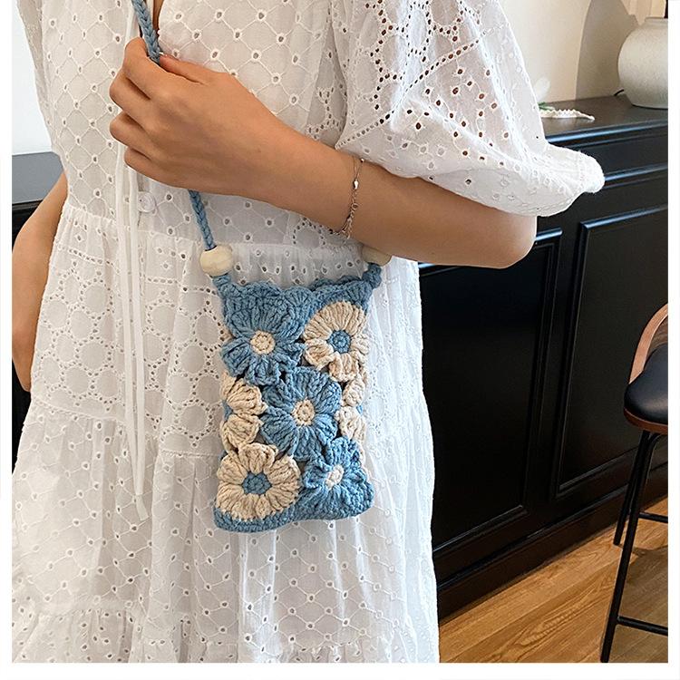 Handmade Crochet Floral Phone Bag, Cute Hollow Flower Crossbody Purse for Women, Knitted Small Shoulder Bag for Phone