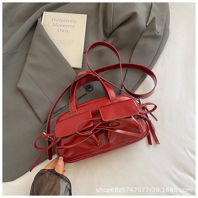 Высококлассная маленькая сумка-боулинг женская 2025 лето новая зарубежная мода универсальная одноплечевая сумка кроссбоди