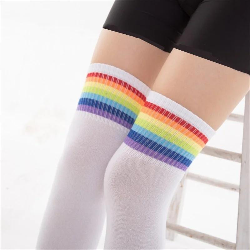 Милые длинные носки выше колена в стиле Лолиты для японских девочек, школьные черно-белые полосатые чулки для косплея для женщин