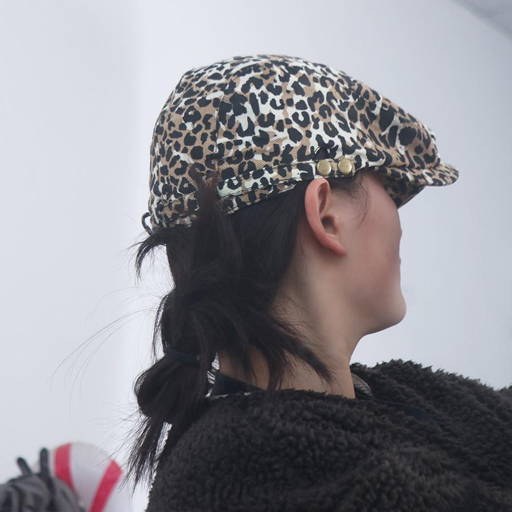 Korean Style Leopard Print Beret Flat Newsboy Cap Fashion Leopard Painter Hat  Female