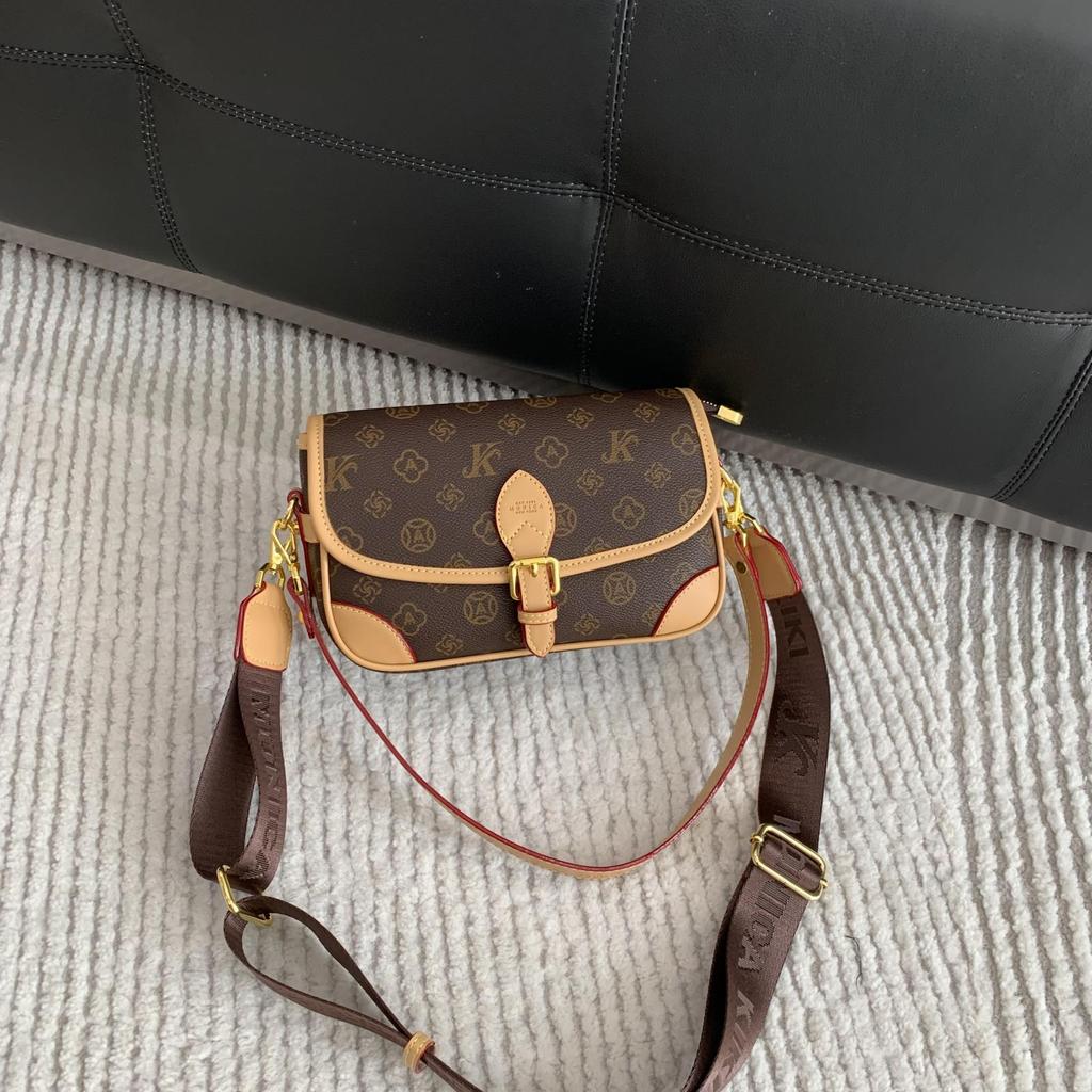 New Style Fashion Baguette Bag Single Shoulder Portable Oblique Span Women's Bag