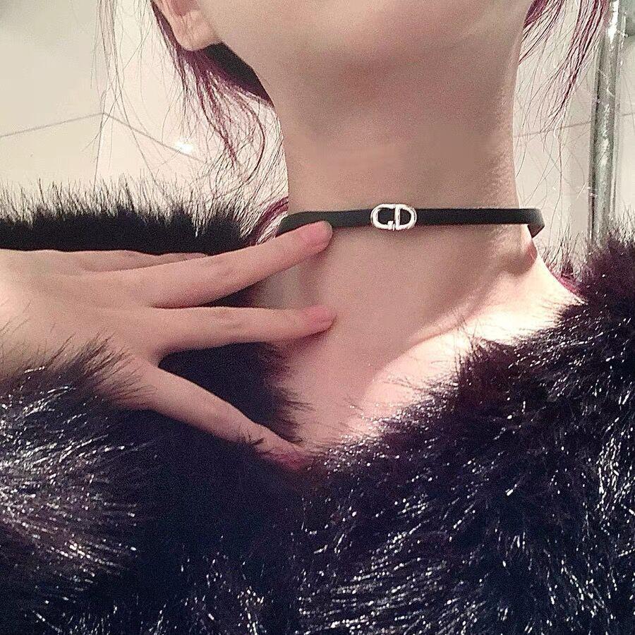 Chic Spicy Girl Leather Bell Choker Necklace – Unique Minority Design