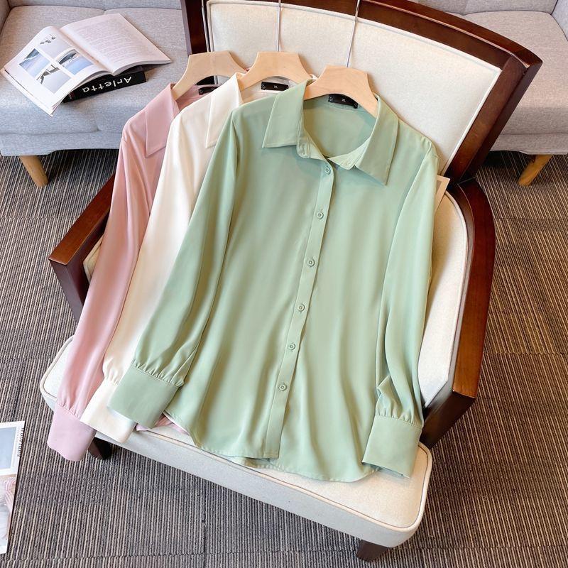 New French Style Top for Women with A Niche Design, Unique Splicing, Fake Two-piece Shirt Trend