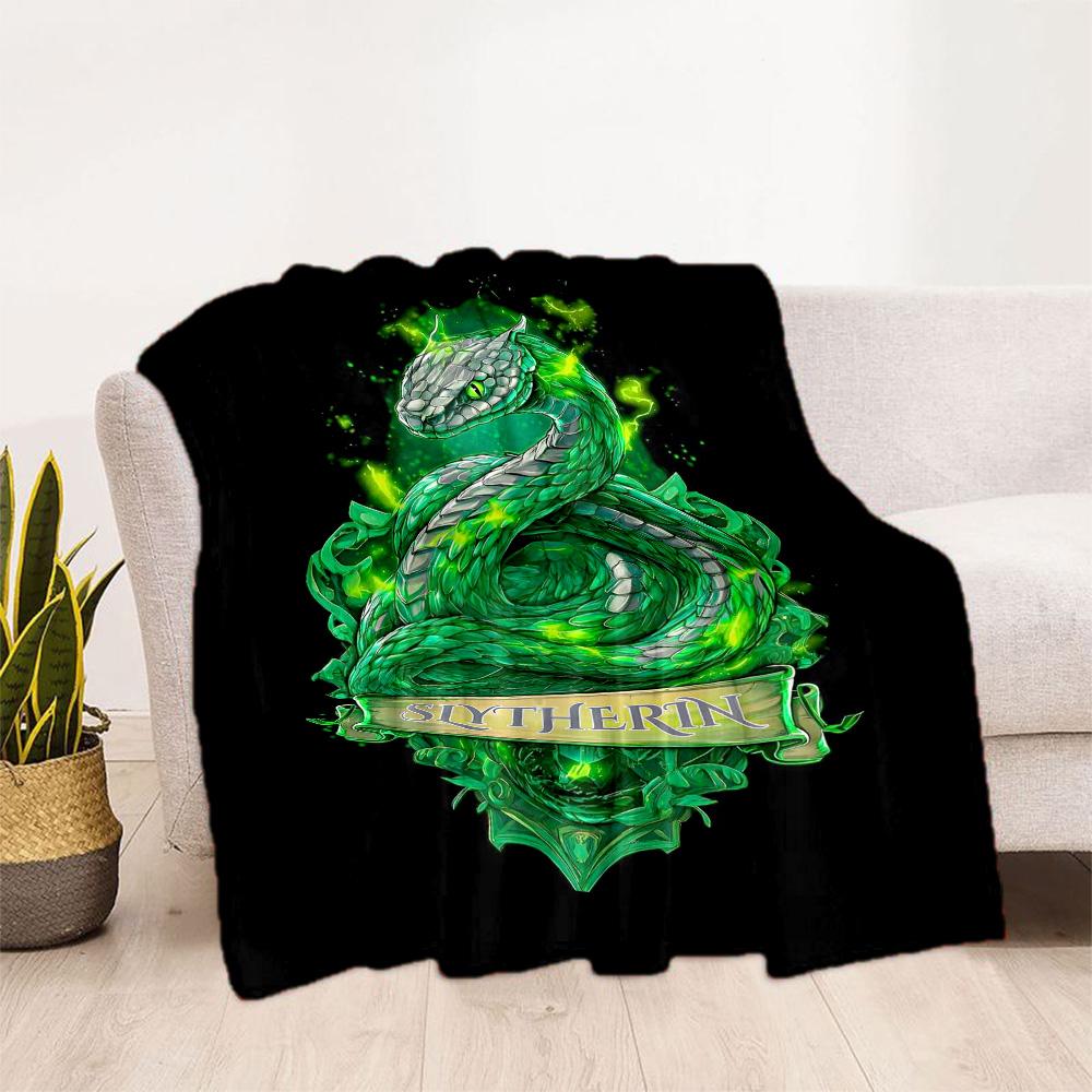 Slytherin Snake Crest Suitable blanket for offices, travel, living rooms also a good gift for friends and family Suitable for all seasons.