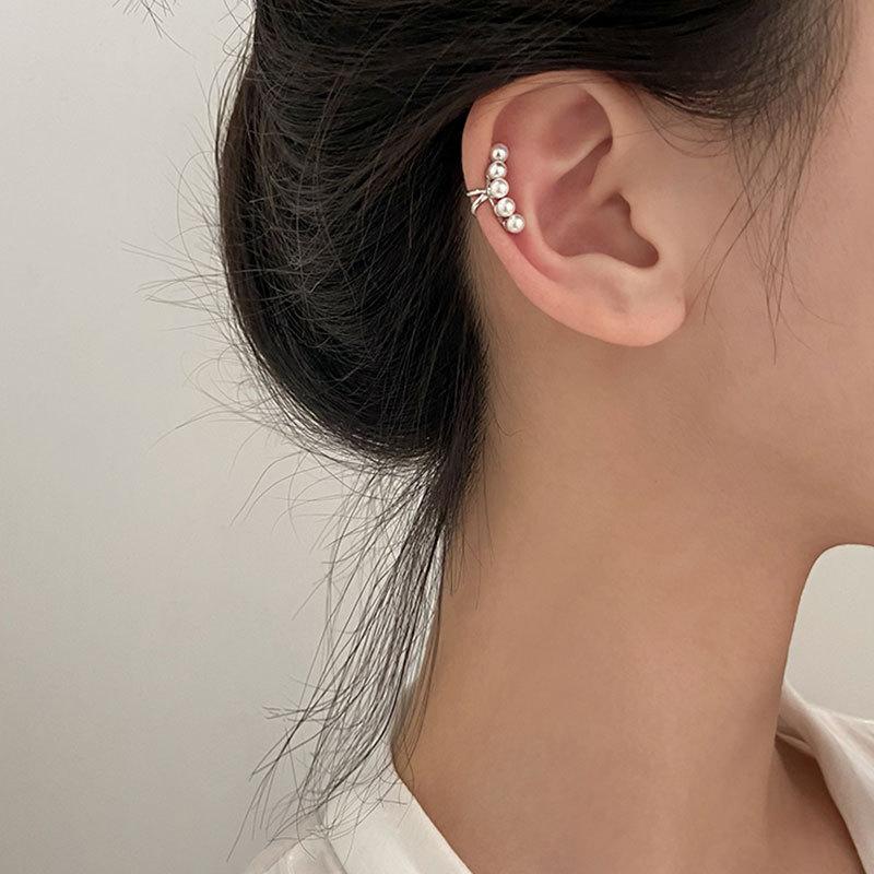 Pearl Ear Bone Clip Ear Pinch Ear Pinch Without Ear Piercing for Women Cold Style Niche Elegant Lateral Ear Bone Ear Ring