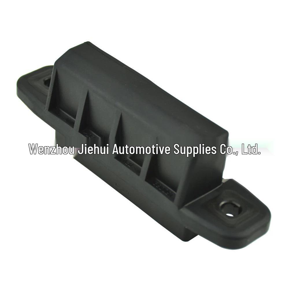 Переключатель открытия задней двери Toyota 84840-28040