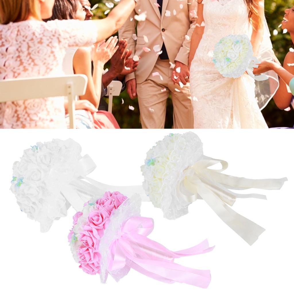 Свадебная невеста держит цветы Искусственные цветы Букет роз Свадебные принадлежности Украшения