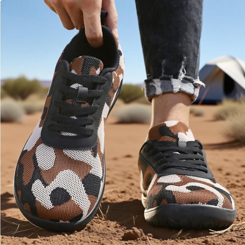 Wide Toe Sneakers for Men Breathable Soft Sole Camouflage Walking Shoes New Military Training Special Off-road Flat Men's Shoes