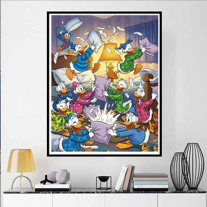Disney Diamond Painting Classic Donald Duck Illustration, 5D DIY Full Round Diamond Mosaic Cartoon Embroidery Art Painting for Home Decoration