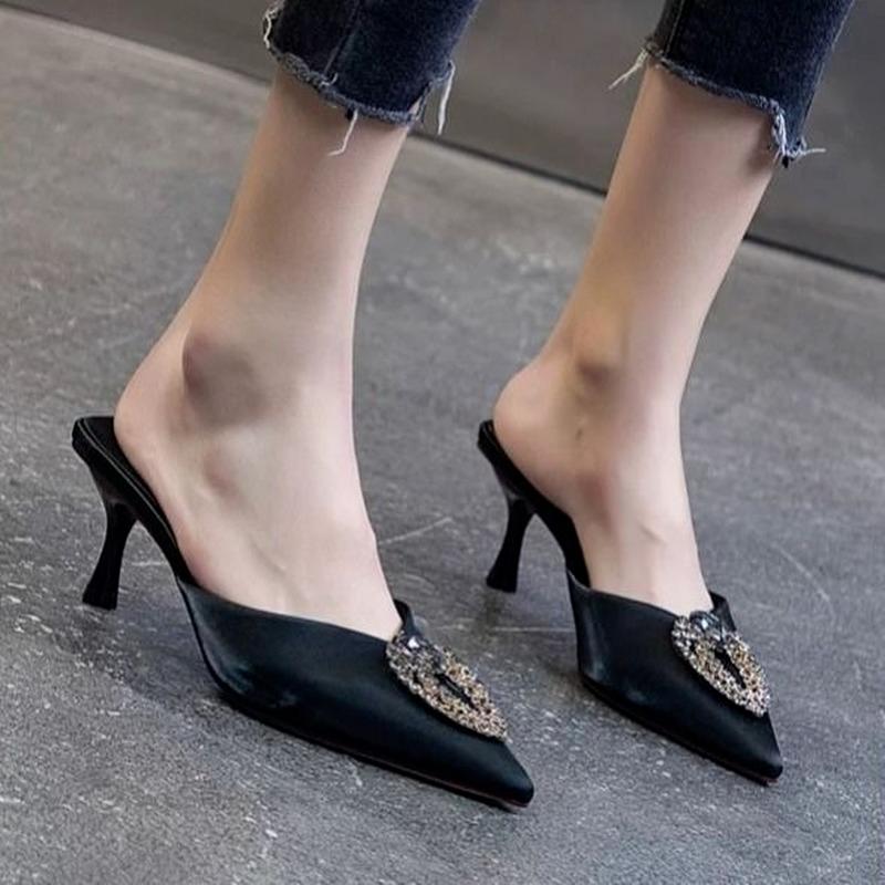 Fashion Sandals Elegant Medium Heel Women's Shoes Designer Rhinestone Shoes for Women 2024 Red Heels Slippers Black Luxury Party Fashion