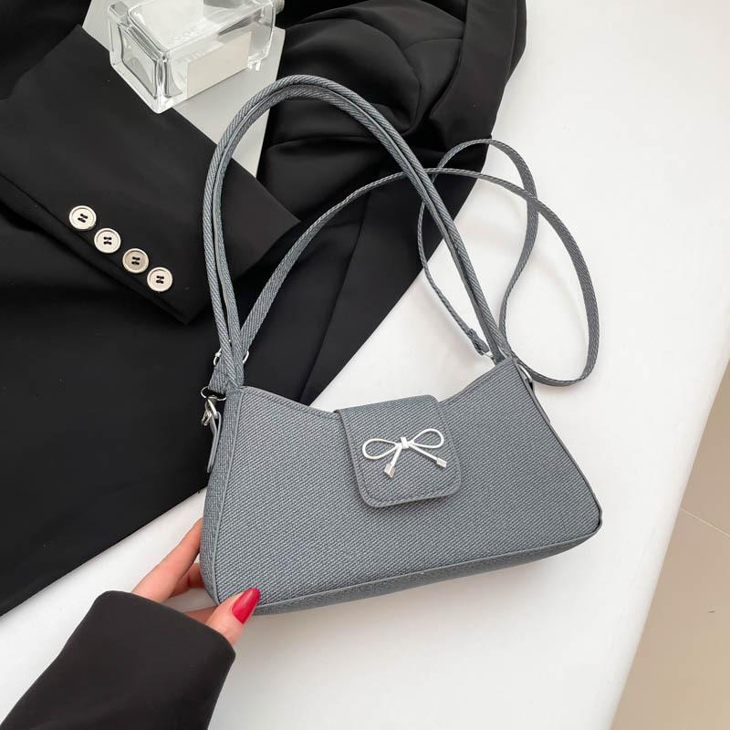 Сумка-багет в иностранном стиле, нишевая, с высокой ценностью, новая женская сумка весна 2025, модная, на плечо, повседневная, под мышку