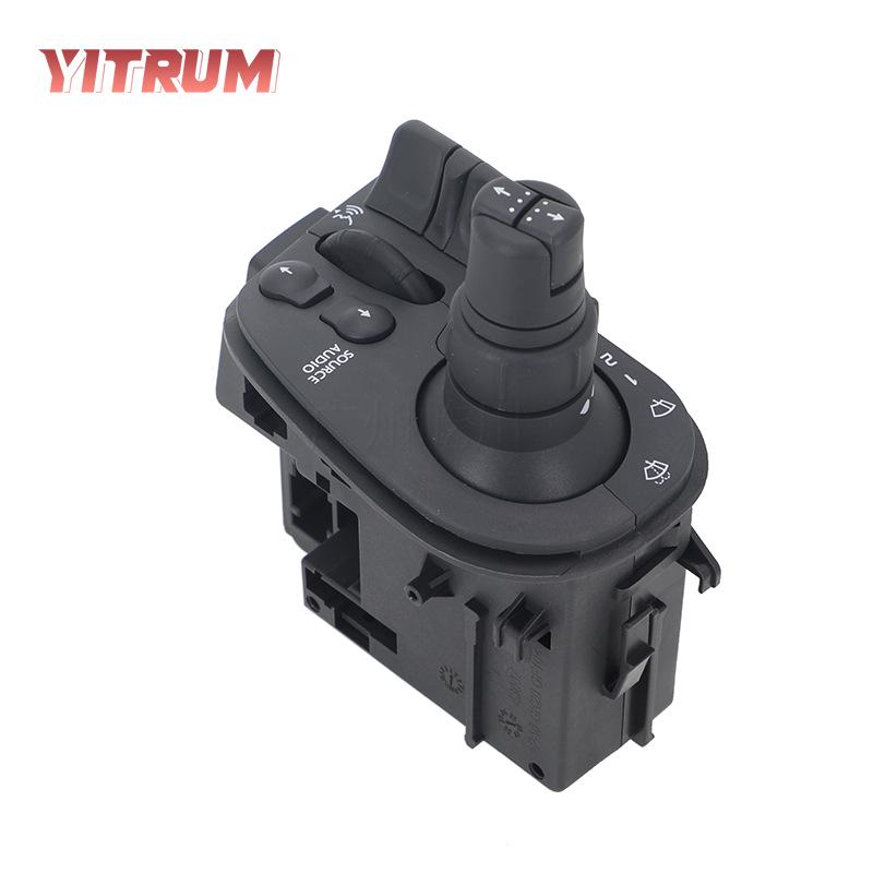 Renault Clio III Переключатель стеклоочистителя/рулевой колонки 8201590631