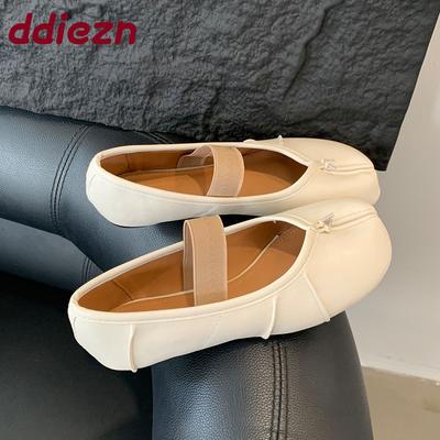 Мода Мода Эластичная лента Женские балетки Обувь Неглубокая Женская Мягкая Обувь Странный Носок Женские Балетки Мэри Джейн Обувь Лолита