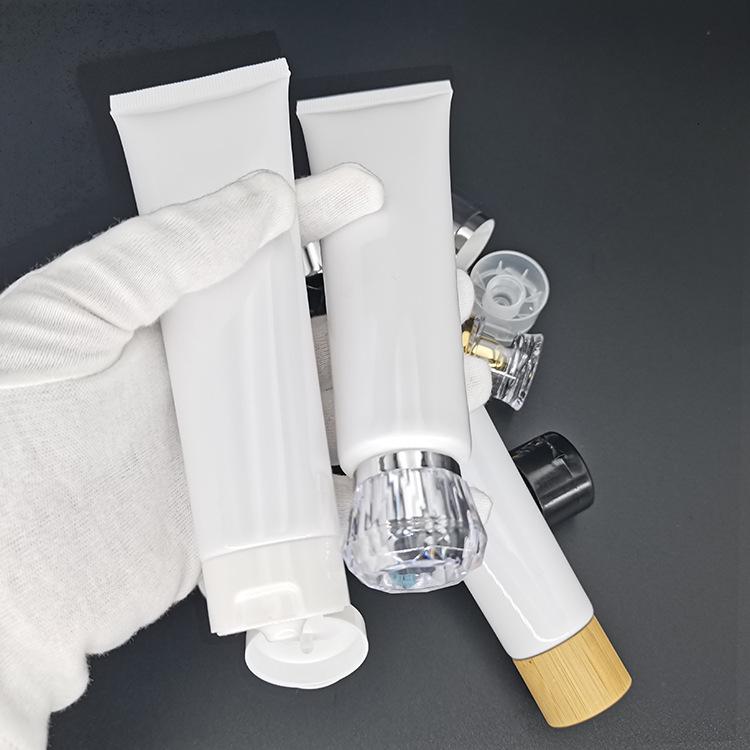 80 г 80 мл очищающее средство для лица, солнцезащитный крем и крем для рук в белой тубе