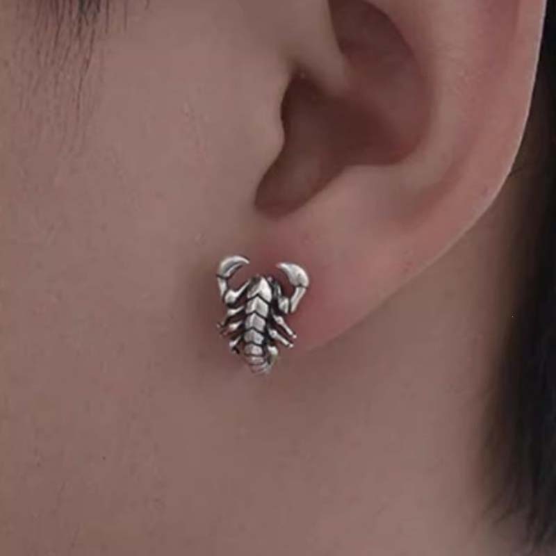 Vintage Silver Color Scorpion Stud Earrings For Women Men Punk Hip Hop Metal Animal Piercing Earrings Jewelry Accessories