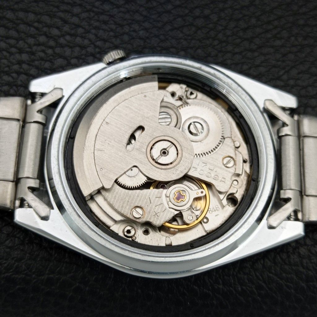 АВТОМАТИЧЕСКИЕ ВИНТАЖНЫЕ ОТРЕСТАВРИРОВАННЫЕ МУЖСКИЕ ЧАСЫ SEIKO 5 ЯПОНИЯ ЗЕЛЕНЫЙ ЦИФЕРБЛАТ a446209-1