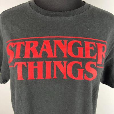 Футболка Netflix с оригинальным логотипом Stranger Things