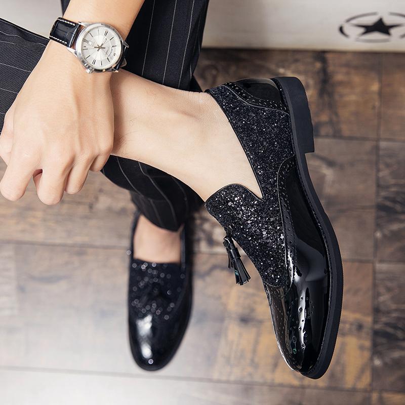 Fashion Fashion Gold British Style Pointed Tip Loafers Men's Tassel Comfortable Casual Shoes Shiny Leather Nightclub Party Wedding Shoes