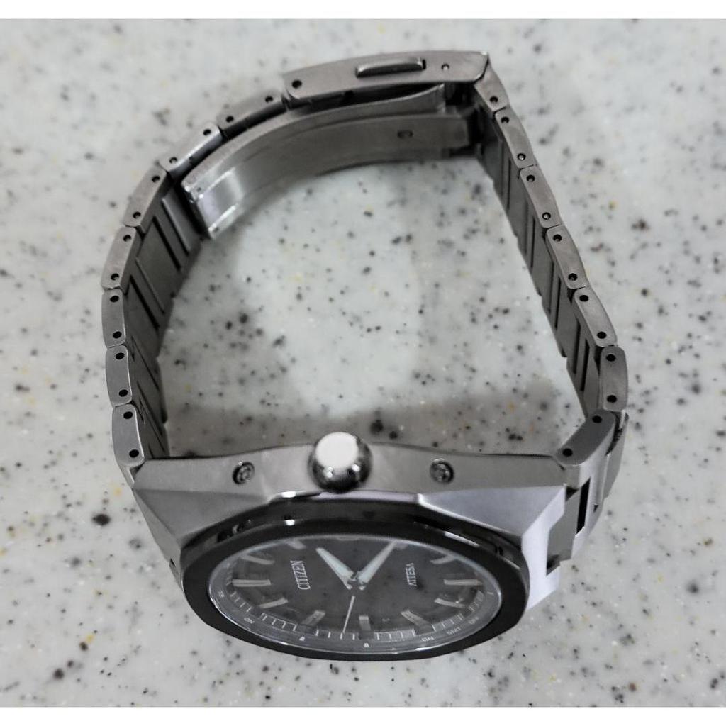Б/у Отличное состояние CITIZEN ATTESA ACT Line CB3044-55E