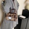 Шерстяная клетчатая портативная сумка-подушка женская 2025 новая модная ретро сумка для боулинга универсальная на плечо мессенджер