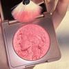 Палитра румян CDE Lively Nude Shimmer для контуринга и хайлайтинга