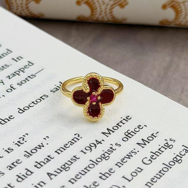 Новогоднее Анкара Красная Капля Масла Кольцо Удачи Zir*****Pen Ретро Легкая Роскошь Нишевый Премиальный Чувственный Кольцо на Указательный Палец Женское