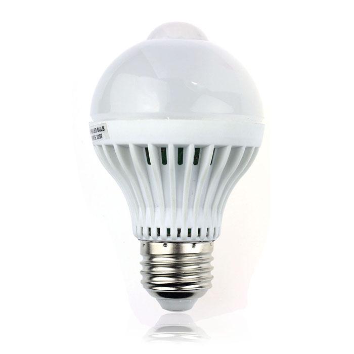 E27 5W 220V 18LED Motion Control PIR Sensor Light Лампа Тёплый белый
