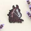 Unique and Creative Alloy Horse Head Cartoon Badge Brooch for Women, Elegant Scarf Clip, Lapel Pin Set