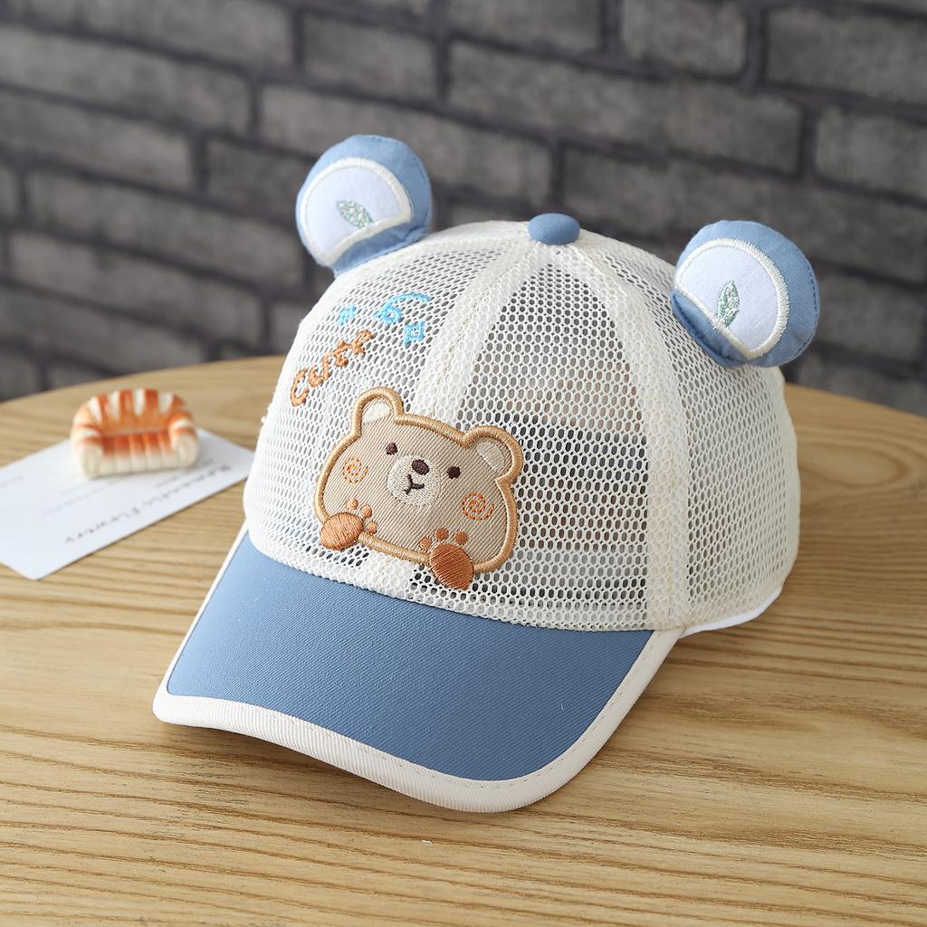 - Appliquéd Embroidered Bear Ear Mesh Baseball Cap for Summer Outdoor Casual Wear, Breathable and Comfortable.