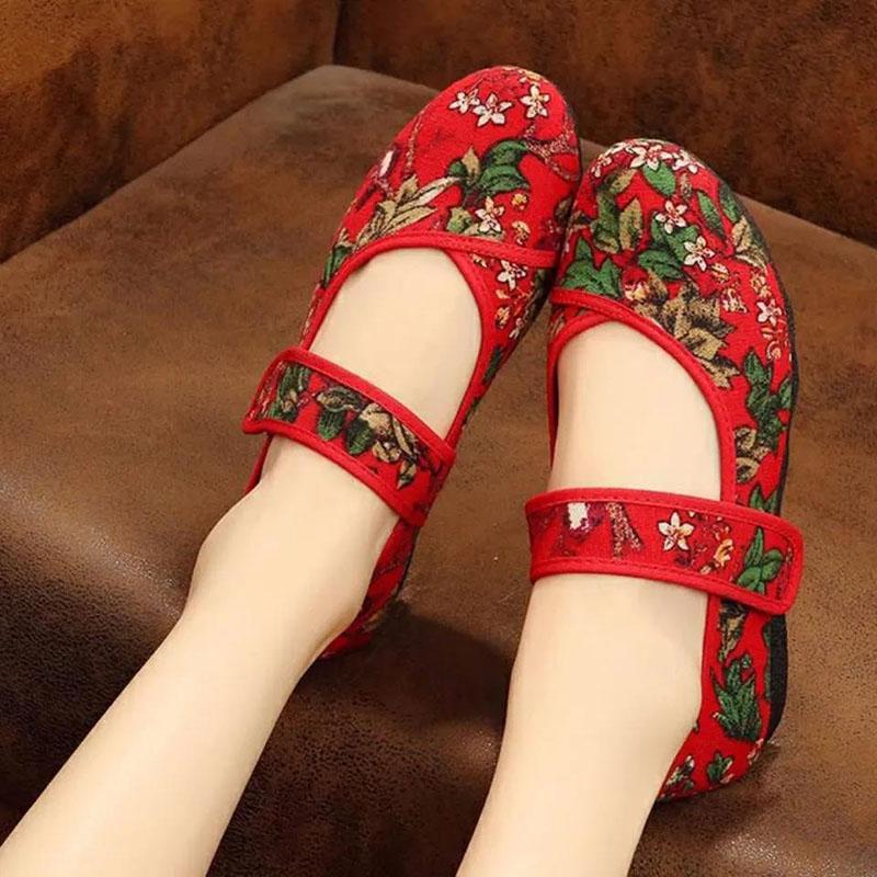 Женская удобная тканевая обувь на весну и лето, рабочая обувь большого размера на мягкой подошве с вышивкой, универсальные повседневные одинарные туфли