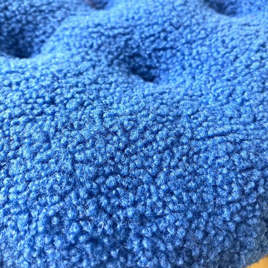 Подушка на сиденье Круглый дизайн Футон Пушистая поверхность из короткого плюша Очень толстая подушка для стула/пола Противоскользящий дизайн Однотонная подушка для стула