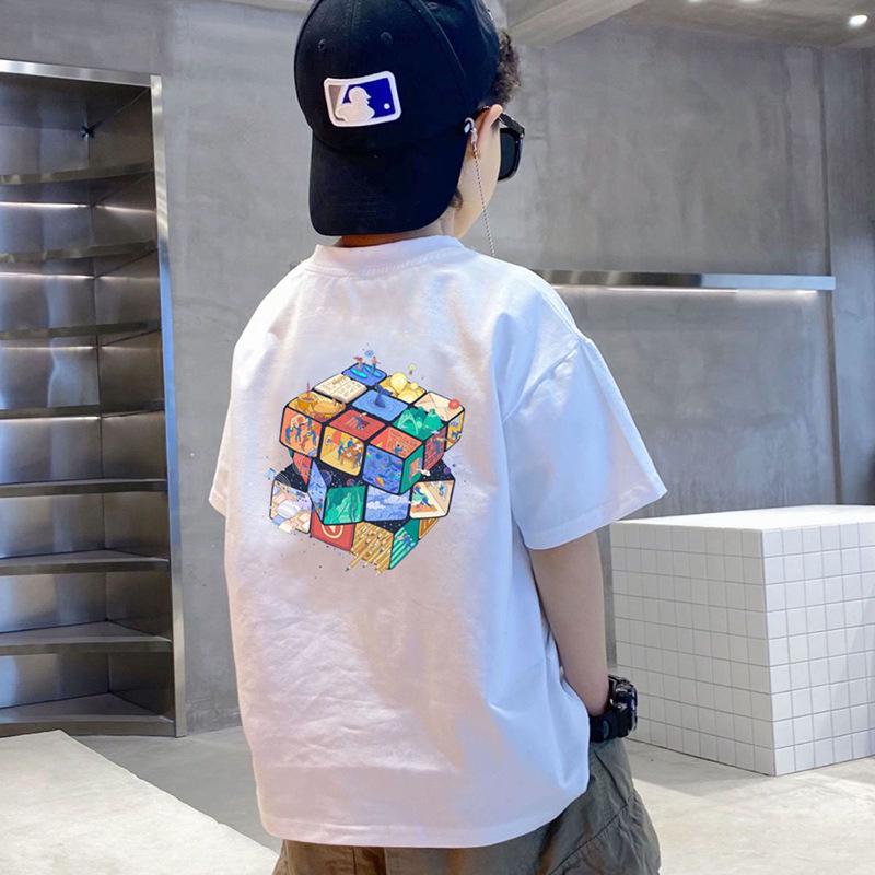 Летняя мода для мальчиков 2023 года: Дышащая футболка с коротким рукавом, свободная и легкая, для детей среднего и большого размера